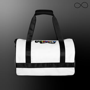 c8.1 All-over print gym bag